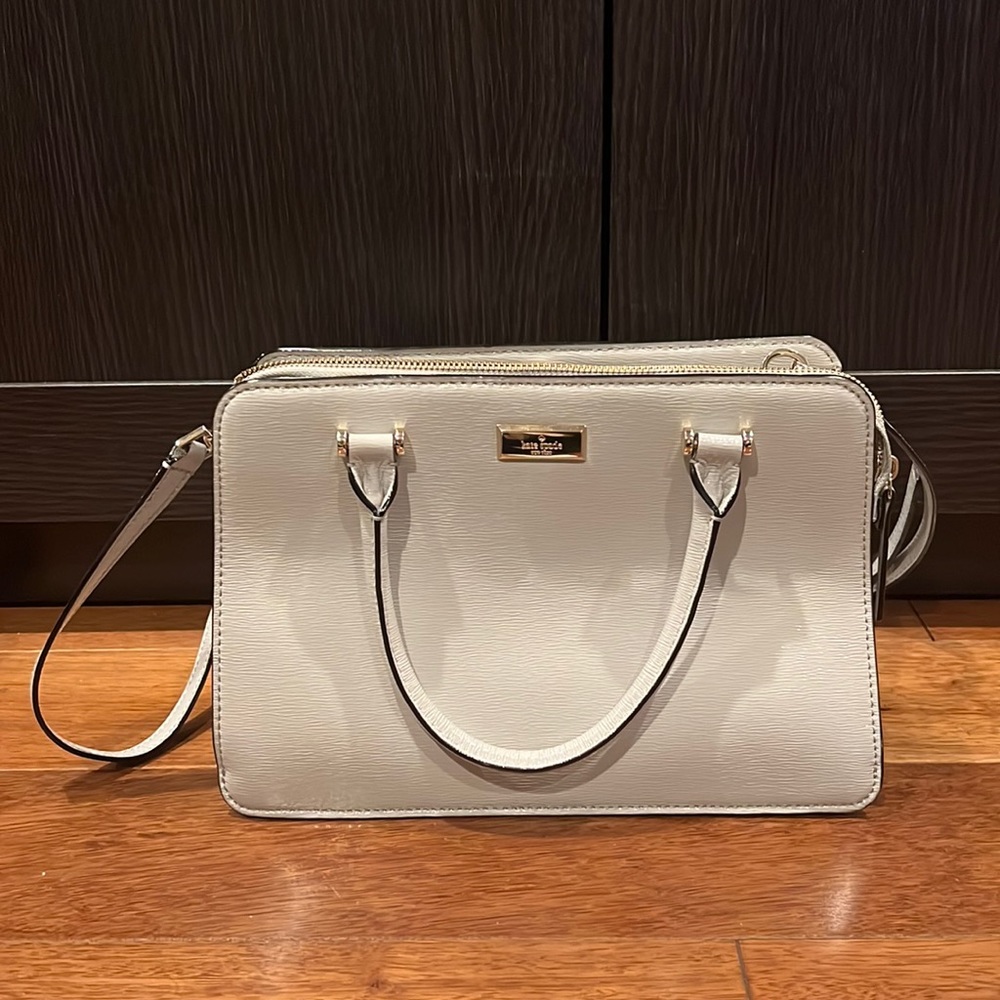 Kate Spade Purse (selling matching wallet as well)